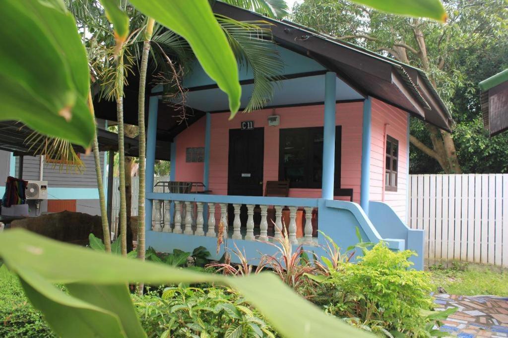 Sea Breeze Resort Koh Samet Bagian luar foto